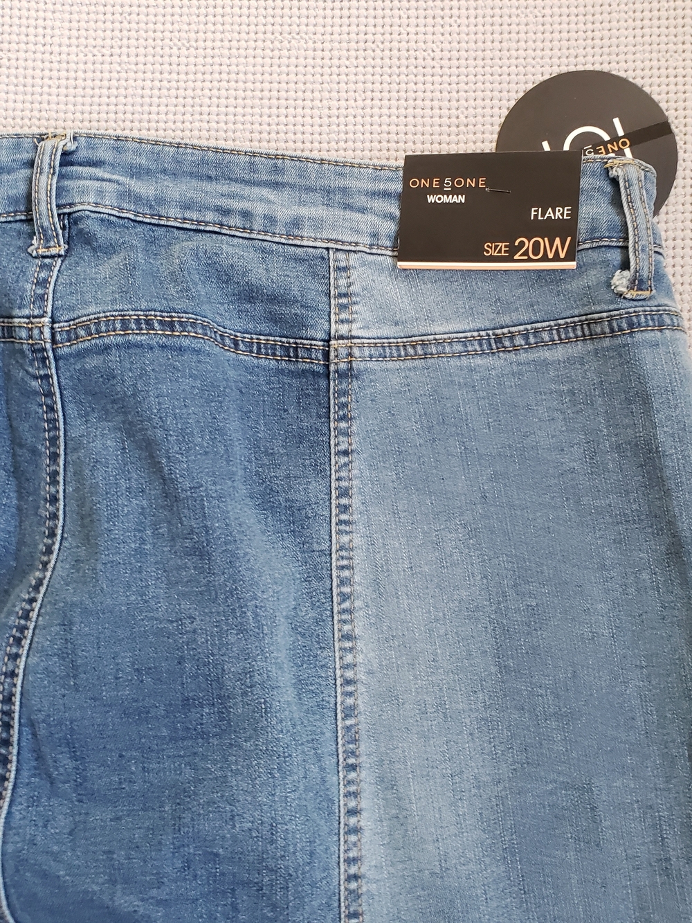 one 5 one Two-Tone Blue Patchwork Flare Jeans 20W Long - Picture 9 of 12